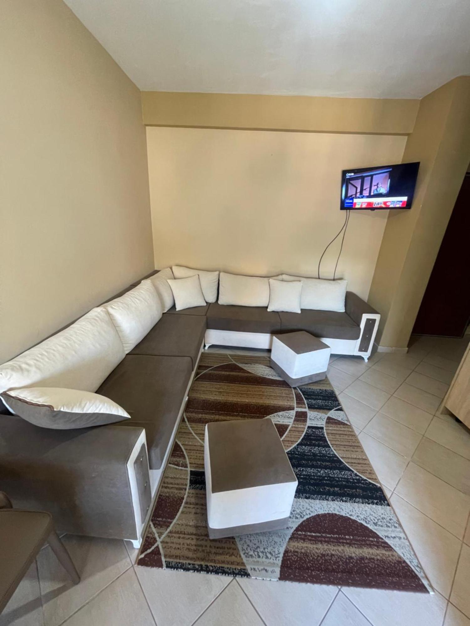 Apartament Shkembi I Kavajes Dıraç Dış mekan fotoğraf