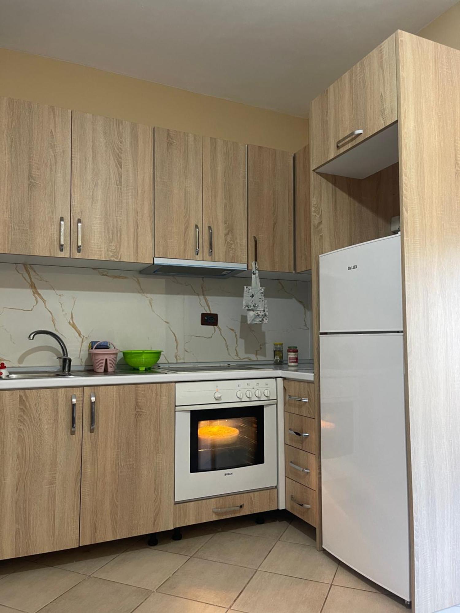 Apartament Shkembi I Kavajes Dıraç Dış mekan fotoğraf