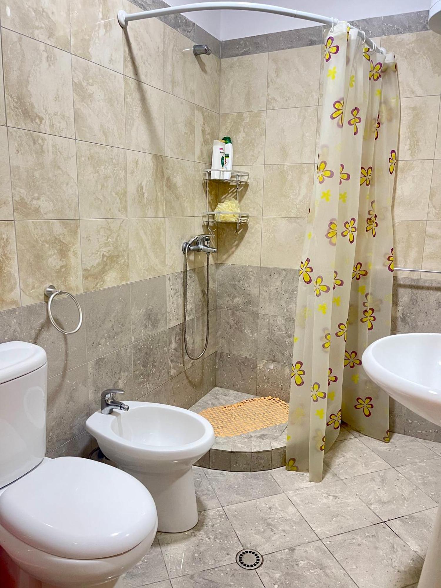Apartament Shkembi I Kavajes Dıraç Dış mekan fotoğraf