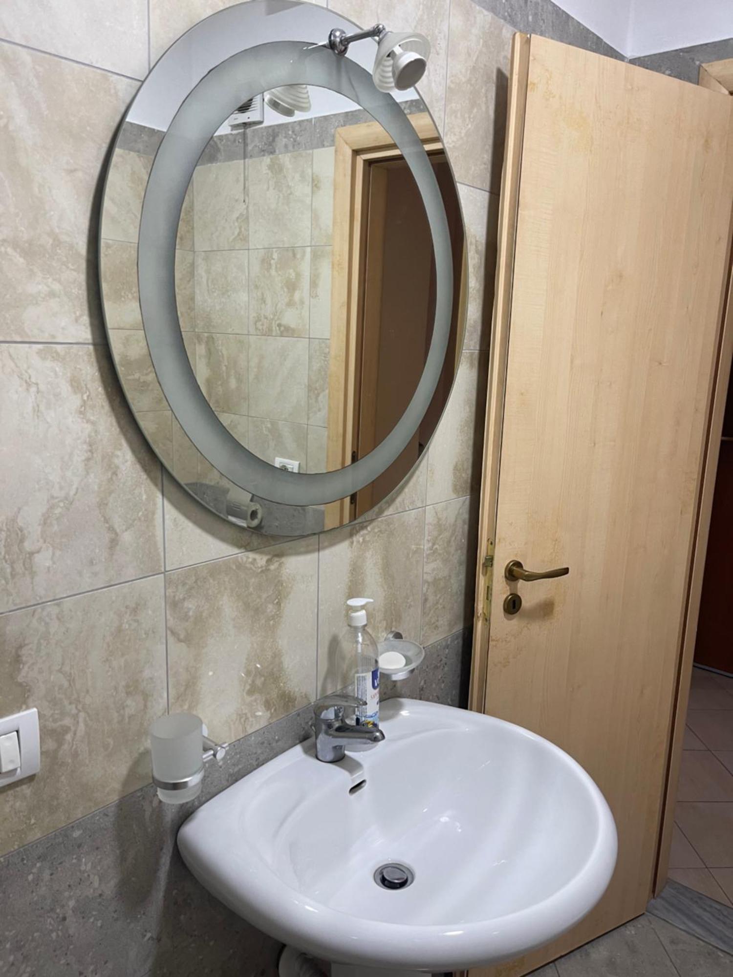 Apartament Shkembi I Kavajes Dıraç Dış mekan fotoğraf