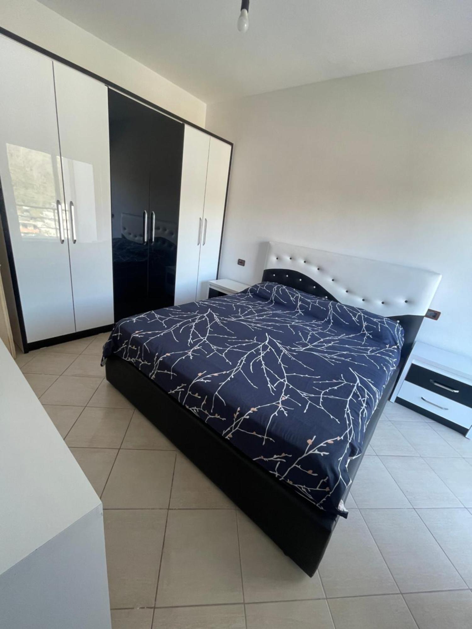 Apartament Shkembi I Kavajes Dıraç Dış mekan fotoğraf