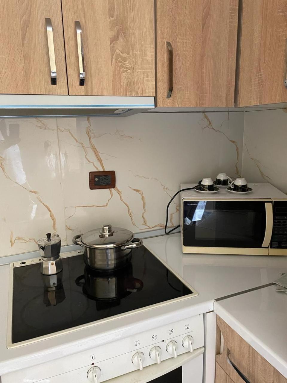 Apartament Shkembi I Kavajes Dıraç Dış mekan fotoğraf